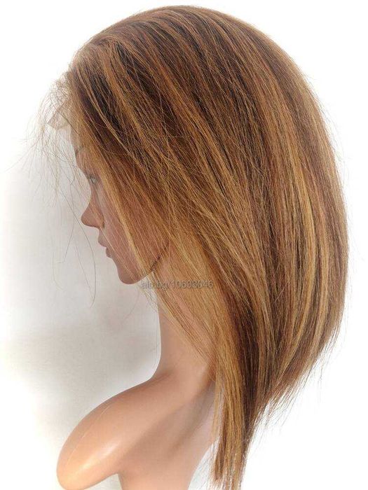 Естествена медено руса перука със светли кичури и дантела 13х4