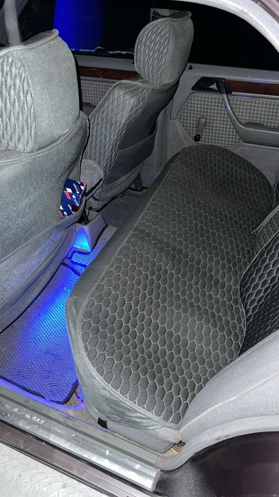 Продам мерса на полном ходу