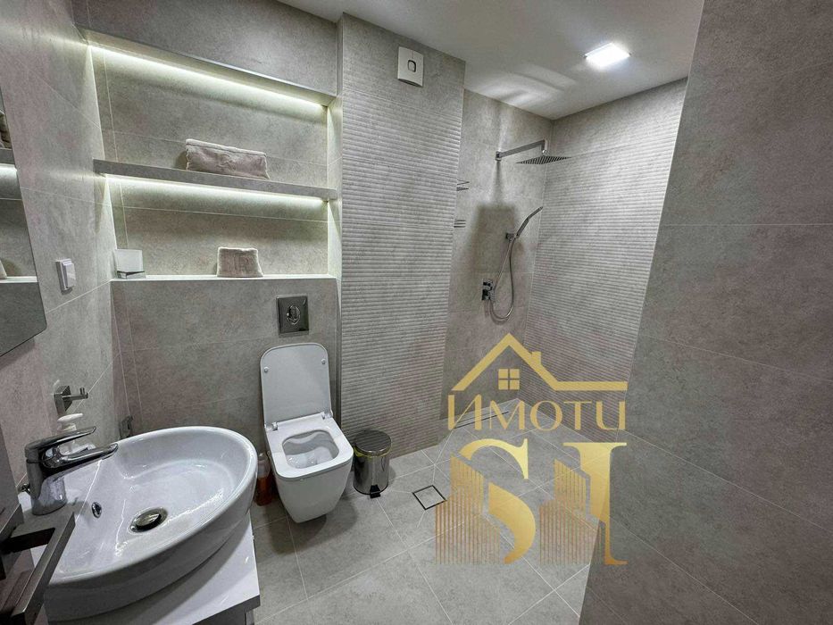 Дава се под наем Тристаен апартамент в Стара Загора, Център - 94 кв.м за 714 € - Снимка #4