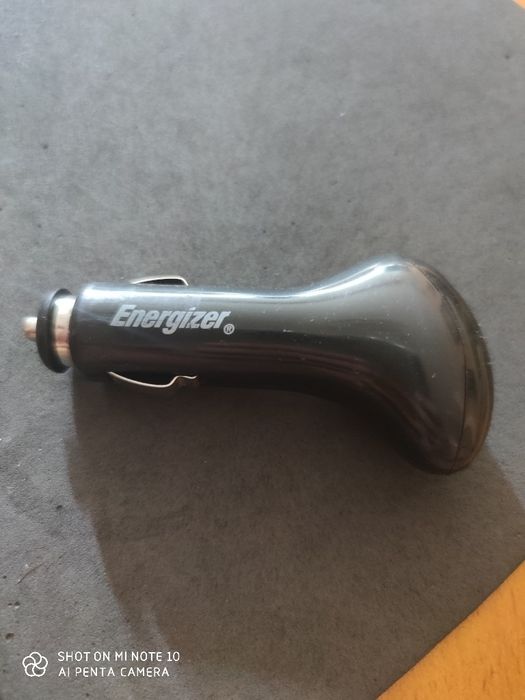 зарядни за телефон за автомобил