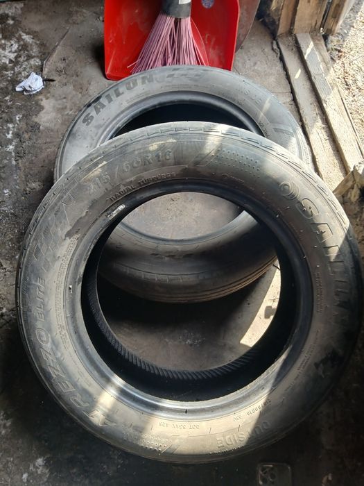 Продам 2 покрышки на 16