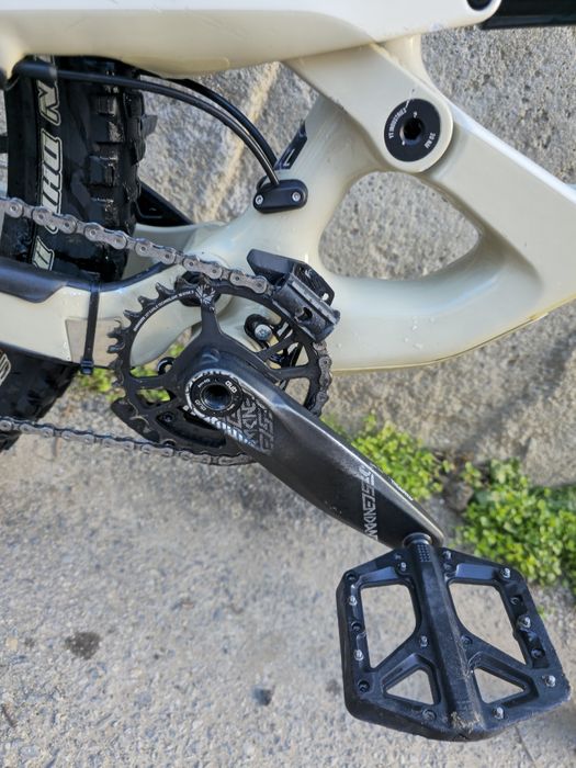 YT Capra Карбонов 27.5 цола 1x12 Sram GX Full Fox 4-бутални спирачки