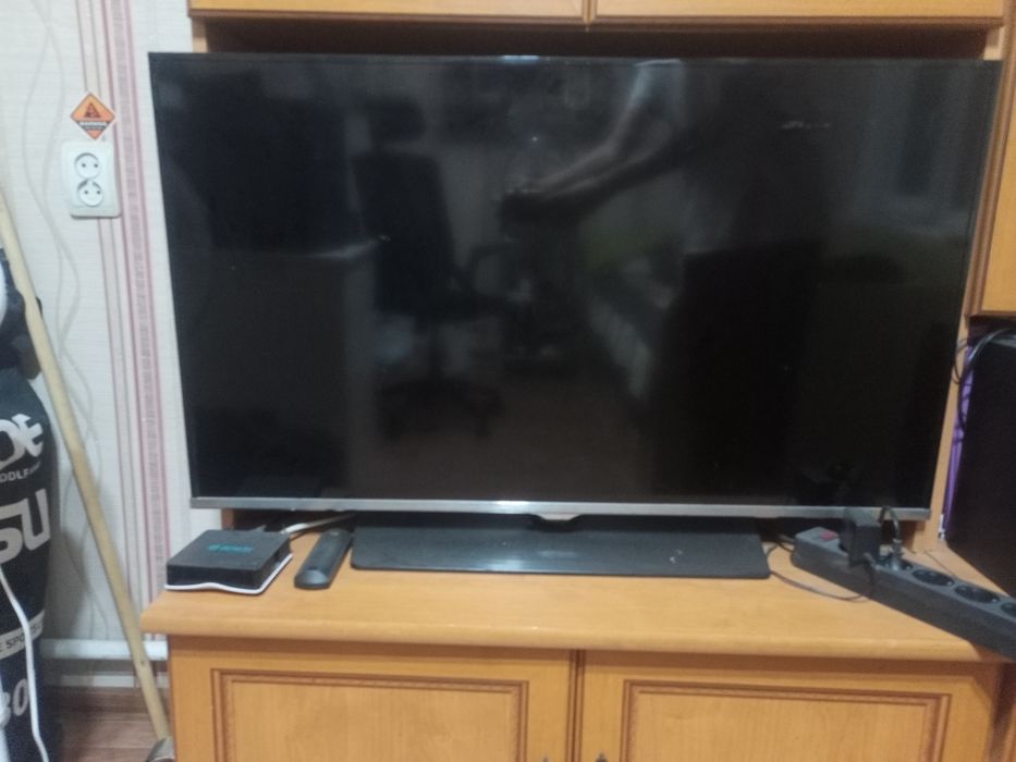Телевизор samsung
