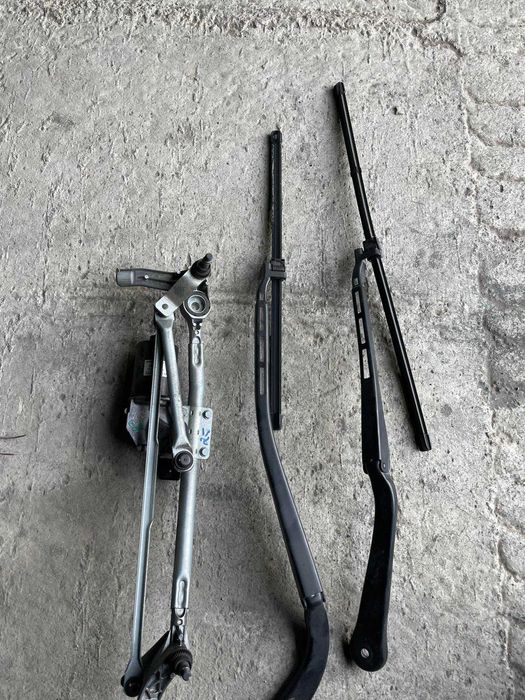 Механизъм за чистачки BMW E90 E91 E92 E93