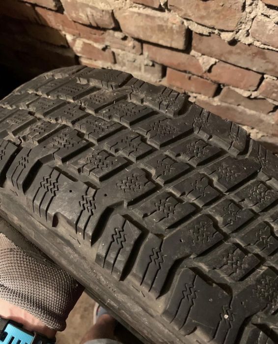 195 65 15 4 броя добро състояние добър грайфер