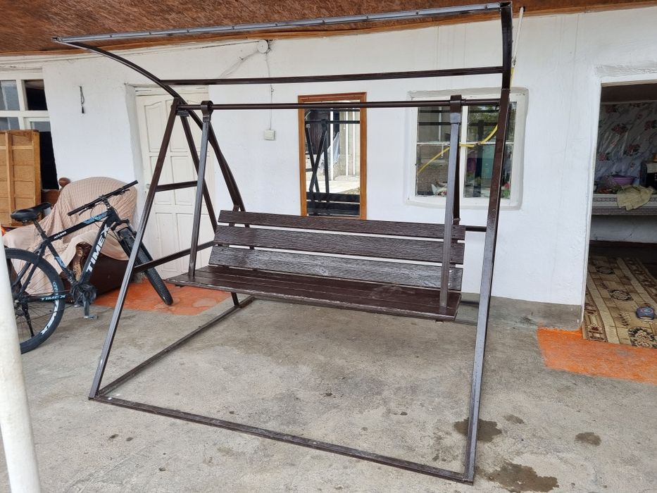 Продаётся железный качелья
