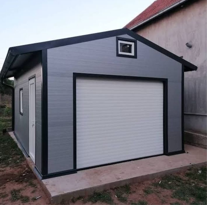 Realizam garaj din structura metalica invelit cu panouri sandwich
