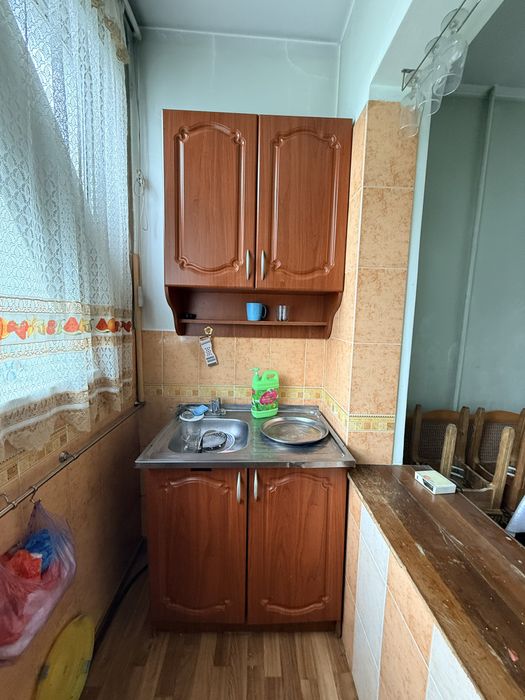 продам кухонные шкафы
