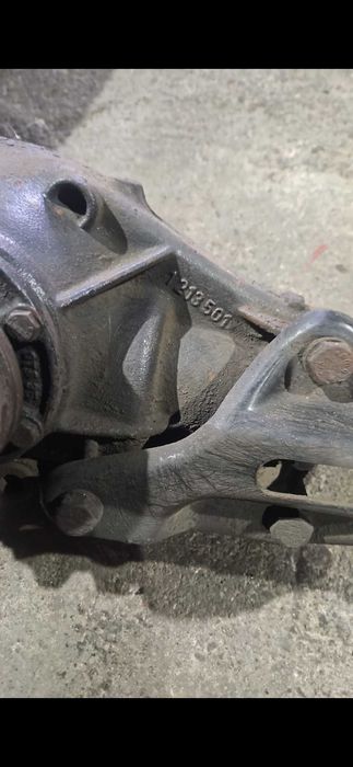 Продам залний редуктор бмв