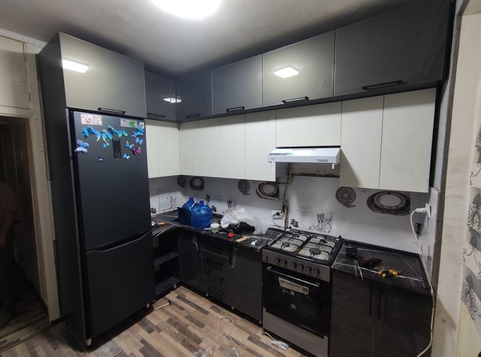 Мебель на заказ обращаться по телефону