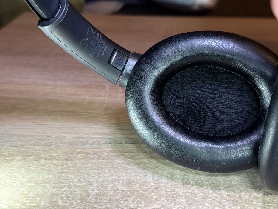 Sony WH-1000XM4