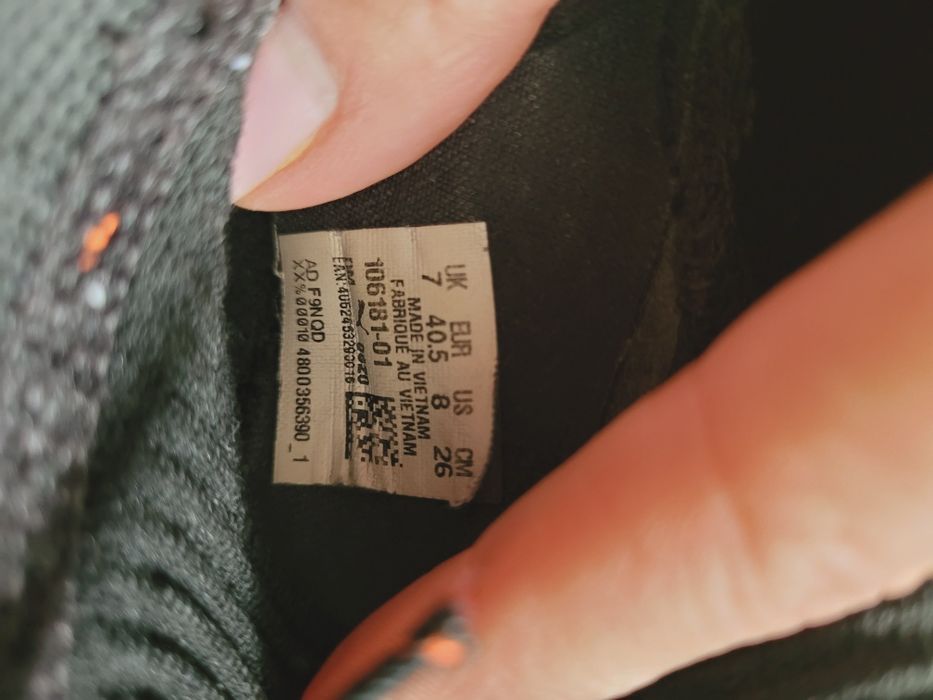 Incaltari teren sintetic marimea 40.5 Puma