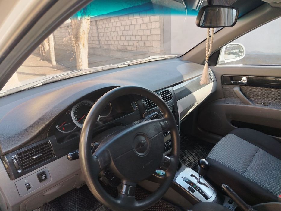 Chevrolet lasetti в хорошом состоянии