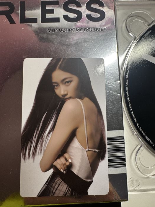 k-pop албуми itzy, twice, lesserafim, aespa, Blackpink LIGHTSTICK