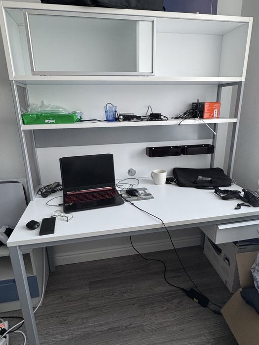 Продам б/у двухъярусную кровать