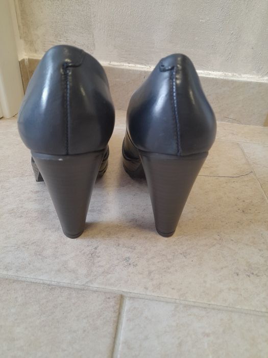 Pantofi cu toc bleumarin