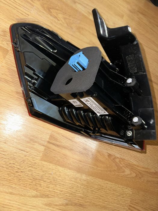 Stop drapta spate VW T-ROC cu LED 2025 nou 2GA945096D 15S