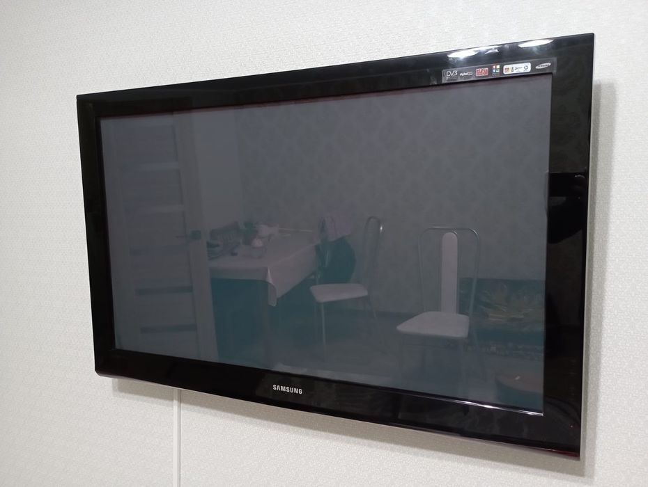 Продам телевизор