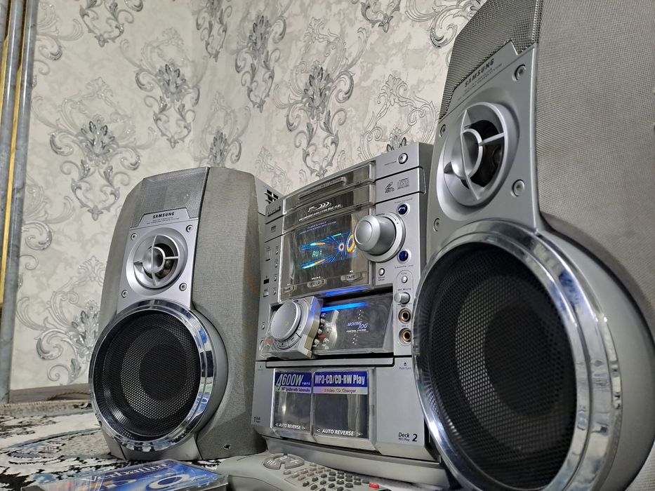 Muzikalniy sentr 4600 watt