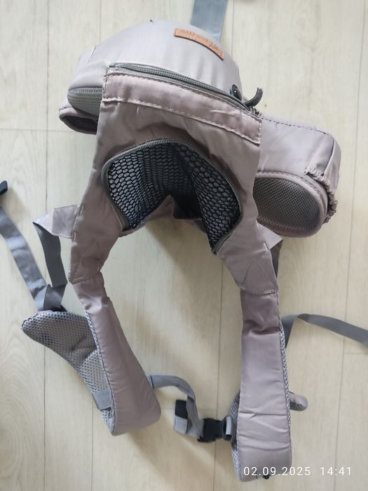 Продам переноску для ребенка хипсит