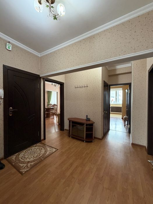 Продается квартира 5 в 3 комнаты 7 этаж 110.8 м² Яккасарайский район