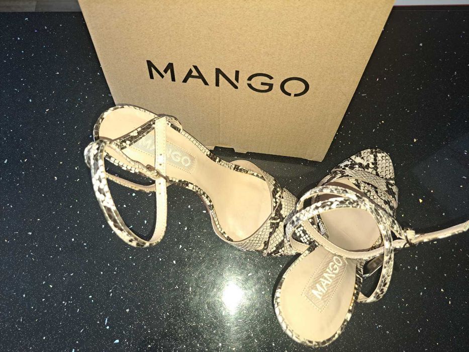 елегантни сандали MANGO