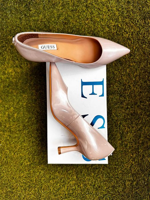 GUESS дамски обувки размер 36