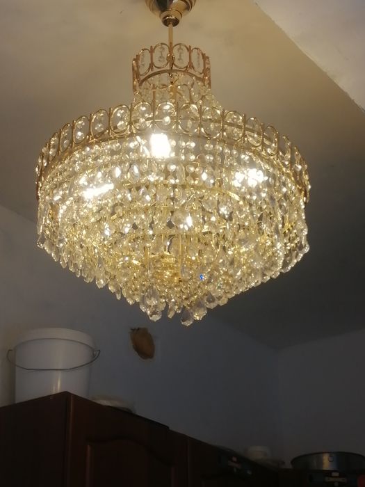 Люстра в отличном состоянии