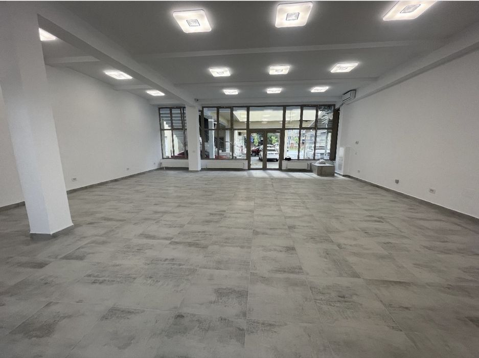 Inchiriez spatiu comercial, vad comercial bun, 118mp cu parcari !