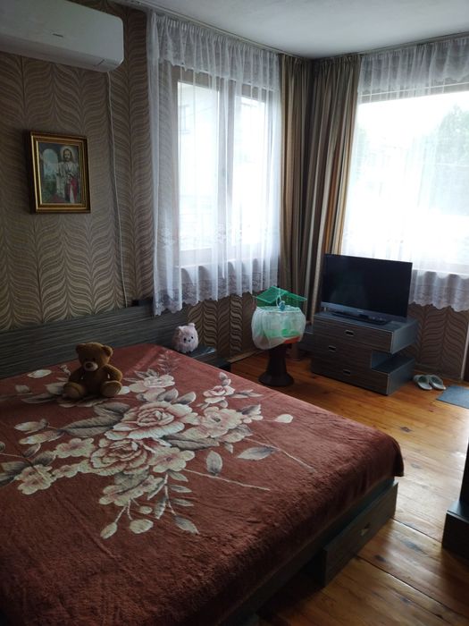 Продава се Етаж от къща в Карнобат - 91 кв.м за 841 €/кв.м - Снимка #6