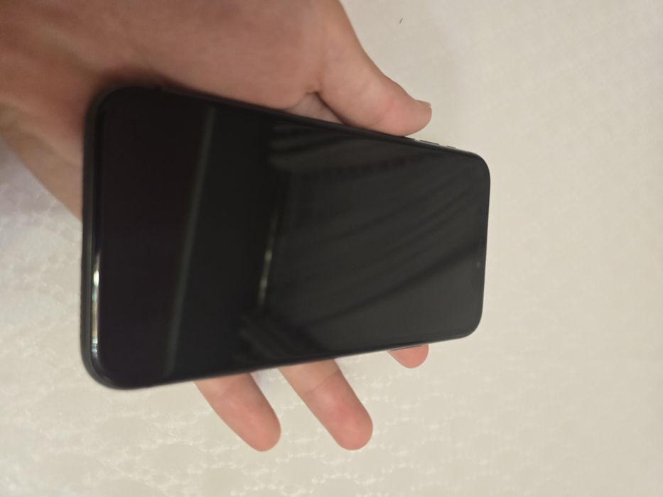 Айфон 11 128gb .
