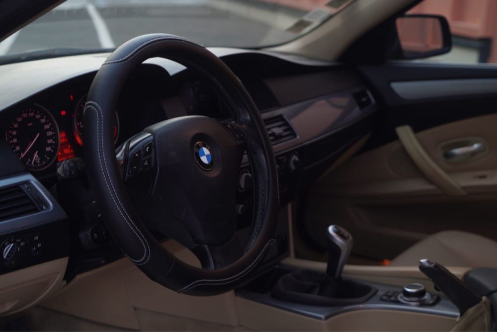 BMW 5 Series 2009 — imagine 5