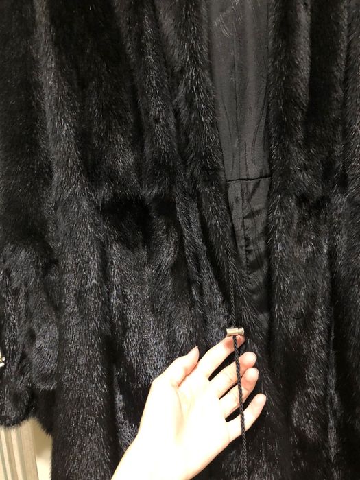 Продам норковую шубу