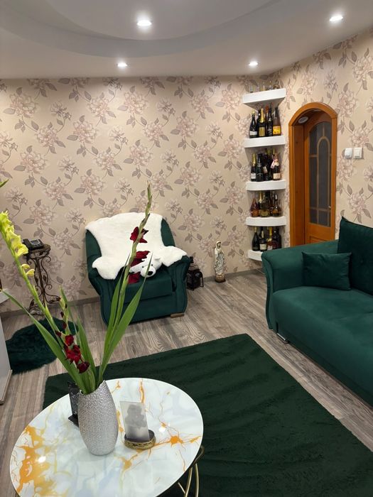 Vând apartament in zona centrala Bârlad