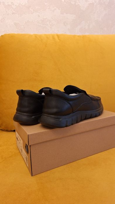 Туфли 42 размер.