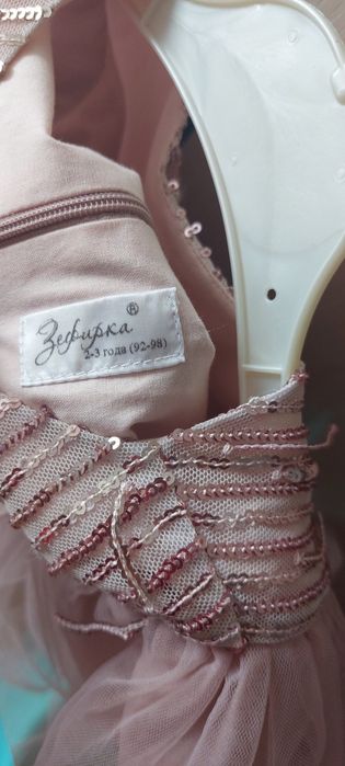 Продам детские нарядные платья