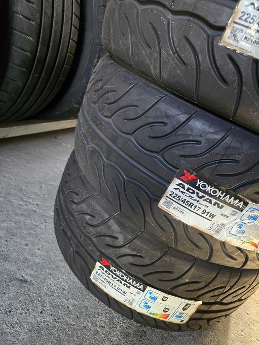 225 45 17 Yokohama Advan Neova AD08 RS Semislik NOI