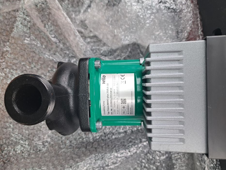 WILO YONOS MAXO PLUS 25/0.5-10 NOU
Vând po