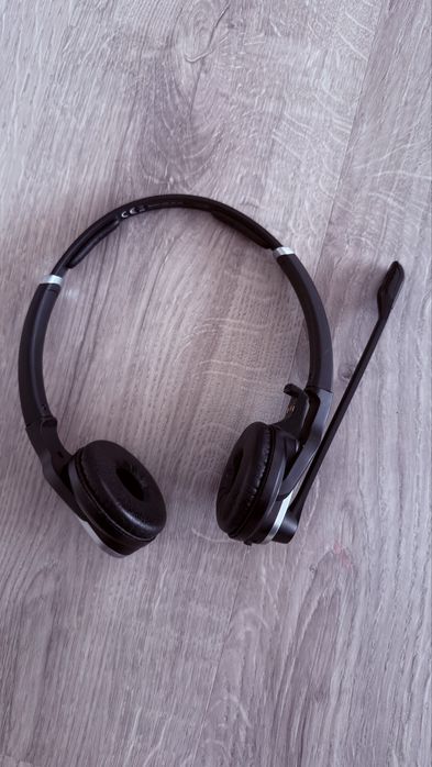 Se vand casti Sennheiser Epos