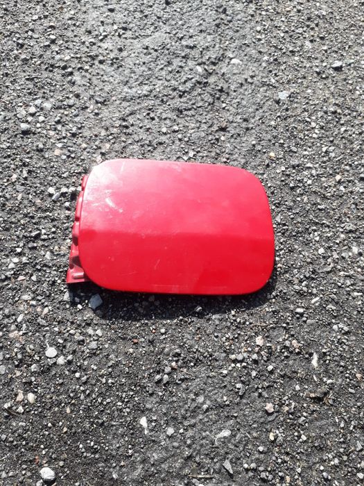 Запчасти на автомобиль АУДИ.