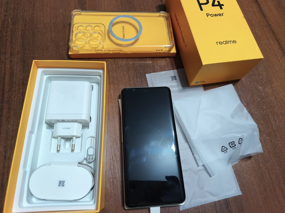 Realme P4 Power 10001 мАч Dimensity 7400 Ultra
