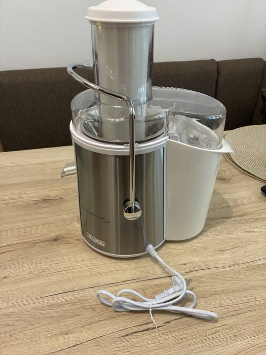Чисто нова сокоизстисквачк ARIETE