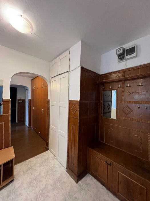 Apartament 3 cam PB zona Nufarul