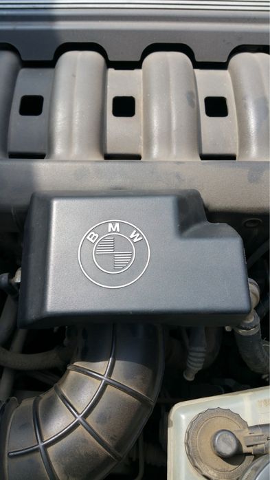 Крышка на дроссель от БМВ Е34 BMW E34