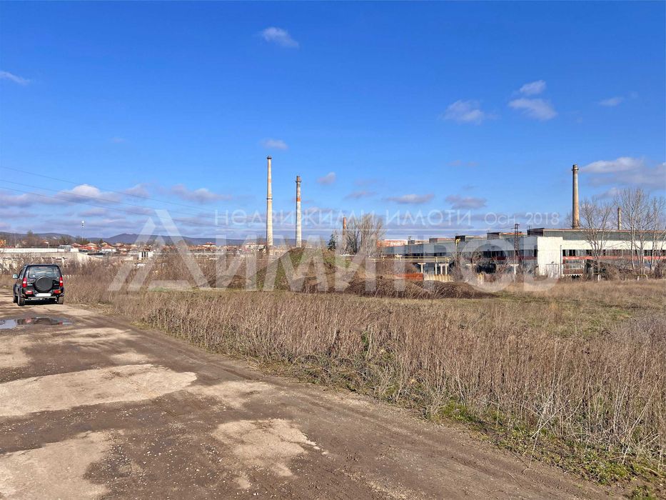 Продава се Парцел в Нови пазар - 8588 кв.м за 16 €/кв.м - Снимка #6