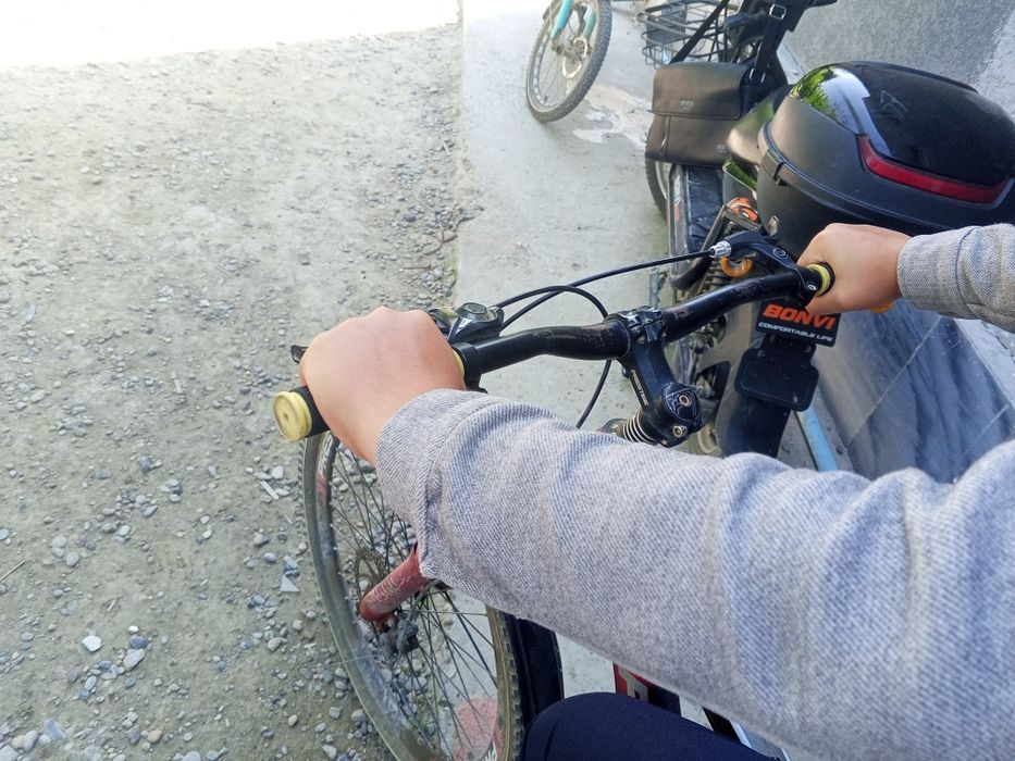 Продам б/у велосипед