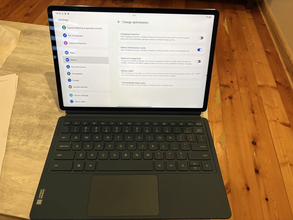 LENOVO YOGA TAB PLUS с комплект клавиатура + PEN PRO