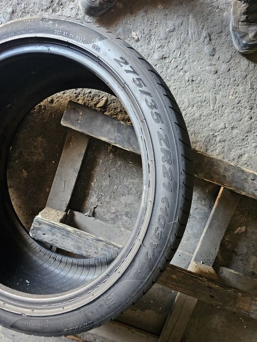 1 anvelopa vara 275 35 21 Pirelli Pzero