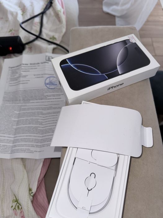 Iphone 16 pro 256гб black titanium