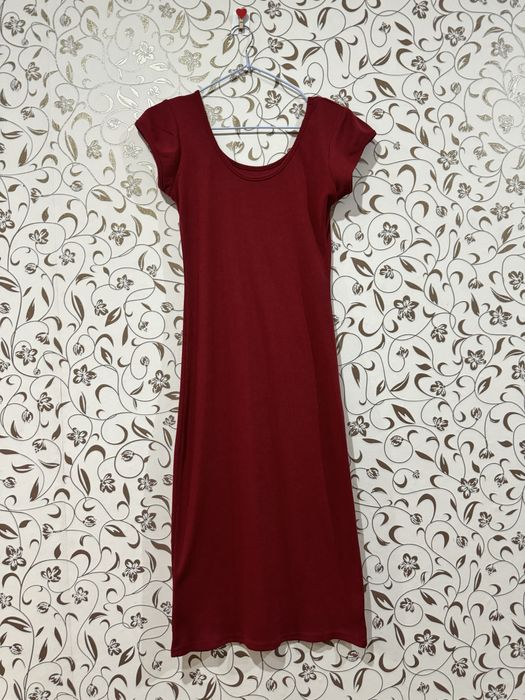 Продам платье 42-44 размер